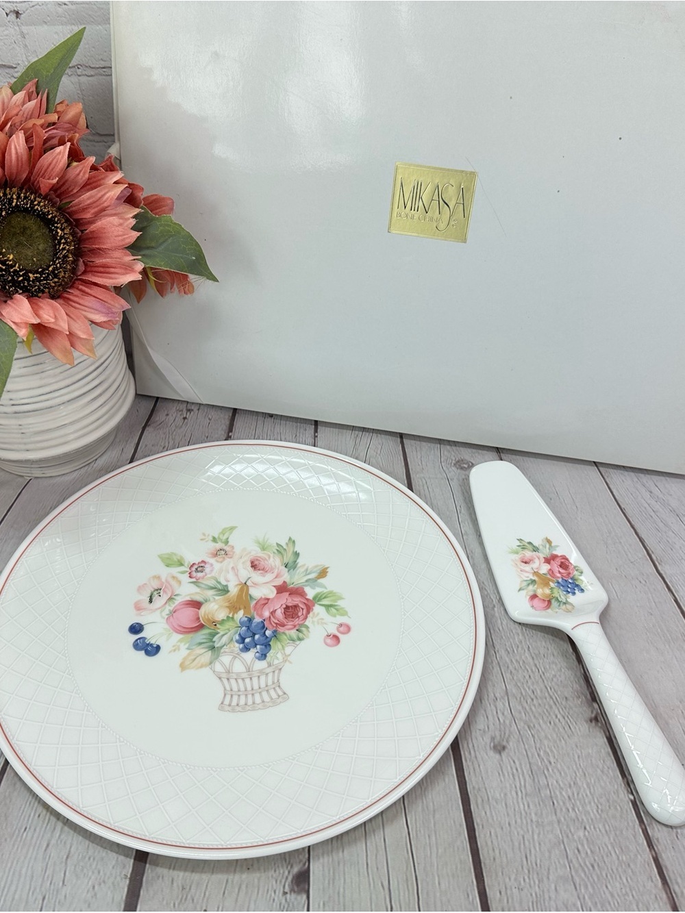 vtg Mikasa english Bouquet Cake Plate & Solid Ceramic Server Set with box floral